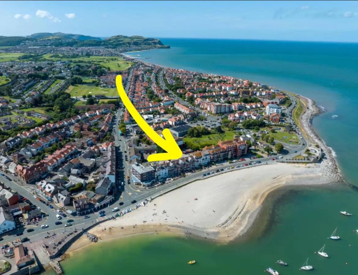 Stunning 2 Bedroom Ground Floor Sea View Apartment Rhôs-on-Sea Exteriér fotografie